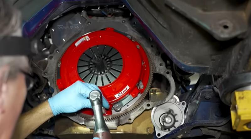 1979-1993-fox-body-mustang-how-to-install-tkx-transmission_a7dce18f.jpg (800&times;444)
