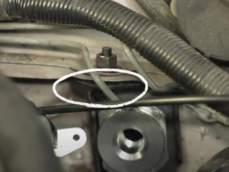 1982-1993-mustang-fox-body-clutch-cable-firewall-reinforcement-install_1726e0d7.jpg (800×600)