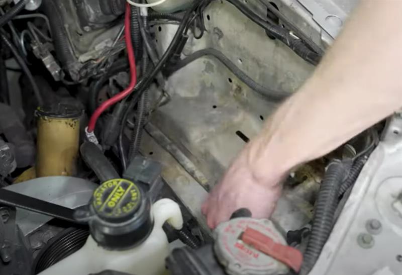 1987-1993-fox-body-mustang-headlight-relay-harness-install_f9c348de.jpg (800&times;547)