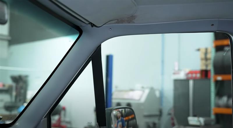 1992-1996-obs-bronco-a-pillar-install_d0e5e8fc.jpg (800&times;440)