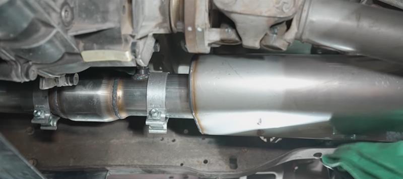 1992-1996-obs-ford-bronco-bassani-midpipe-catback-exhaust-install_67191553.jpg (800&times;356)