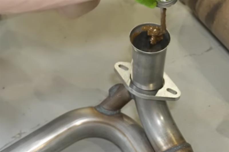 1992-1996-obs-ford-bronco-bassani-midpipe-catback-exhaust-install_98664c23.jpg (800&times;533)
