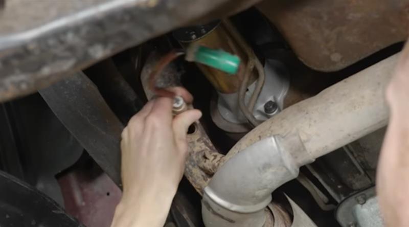 1992-1996-obs-ford-bronco-bassani-midpipe-catback-exhaust-install_c8951128.jpg (800&times;444)