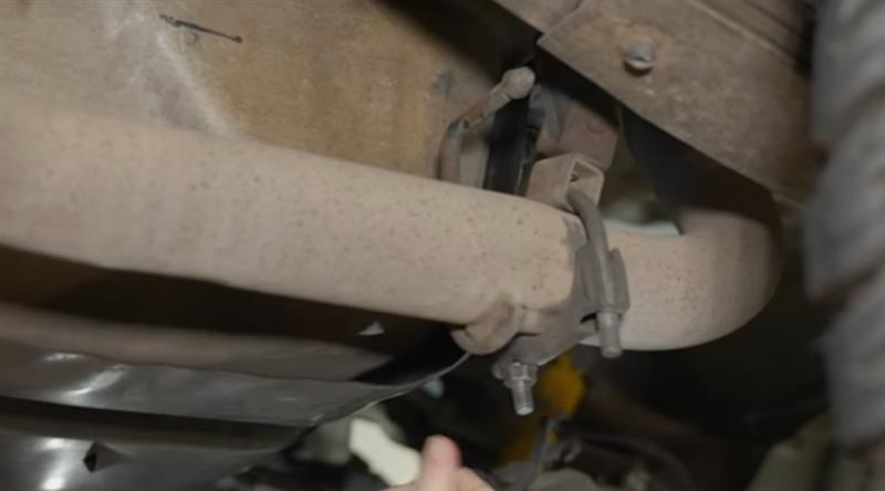 1992-1996-obs-ford-bronco-bassani-midpipe-catback-exhaust-install_dd454d9c.jpg (800&times;444)