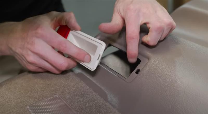 1992-1996-obs-truck-bronco-coverlay-door-panel-how-to-installation_7c7eb5aa.jpg (800×440)