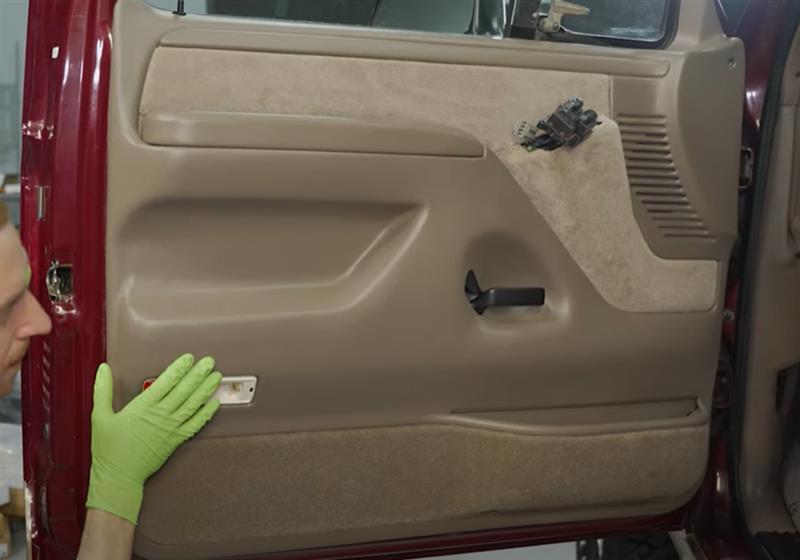 1992-1996-obs-truck-bronco-coverlay-door-panel-how-to-installation_eb870fcc.jpg (800×560)