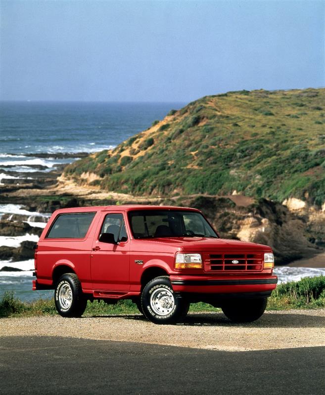 1995 Ford Bronco Specs, Horsepower, & Features - 1995 Ford Bronco Specs, Horsepower, & Features