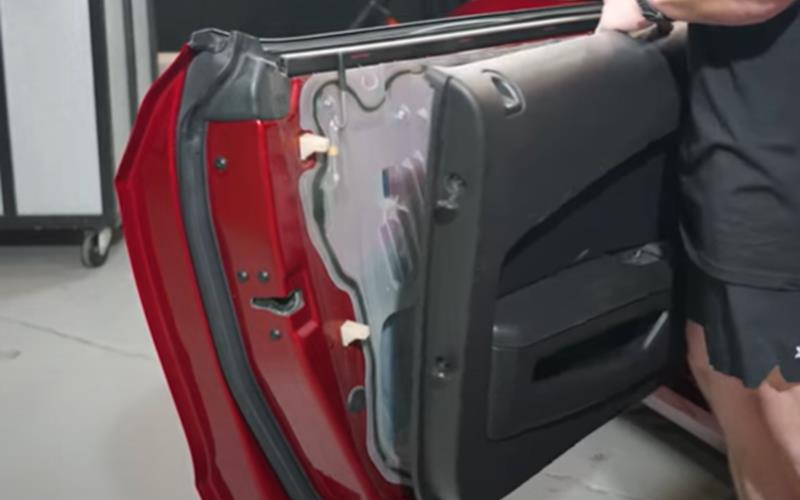 2005-2014-mustang-how-to-remove-door-panel_2b770f2b.jpg (800&times;500)