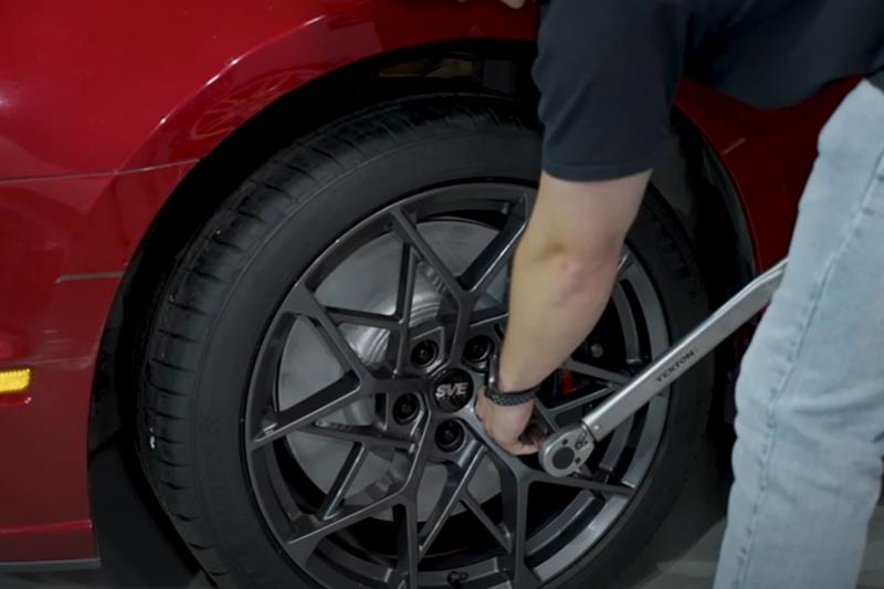 2005-2014-sve-front-brake-upgrade-kit-installation_d833f476.jpg (800×533)