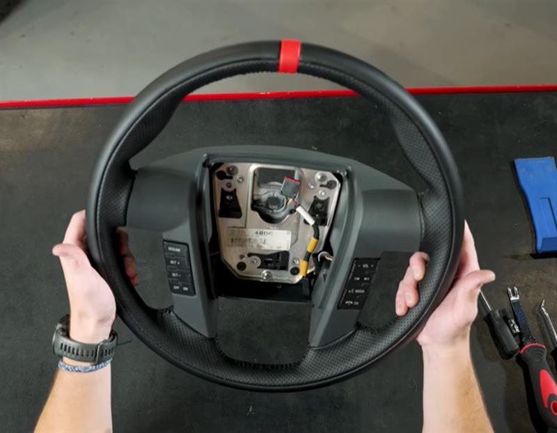 2010-2014-f150-raptor-sve-steering-wheel-install_76a3fe5a.jpg (800&times;622)