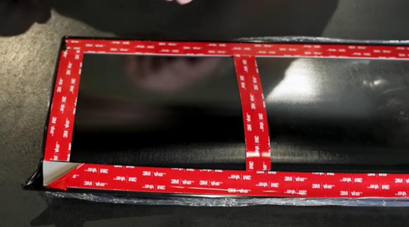 2010-2014-mustang-sve-smooth-decklid-panel-sve-63423a-installation_3a83e64e.jpg (800×444)