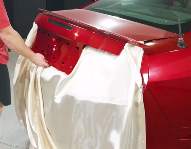 2010-2014-mustang-sve-smooth-decklid-panel-sve-63423a-installation_66acc0d9.jpg (800×622)