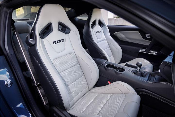 2024 Ford Mustang Interior - LMR.com