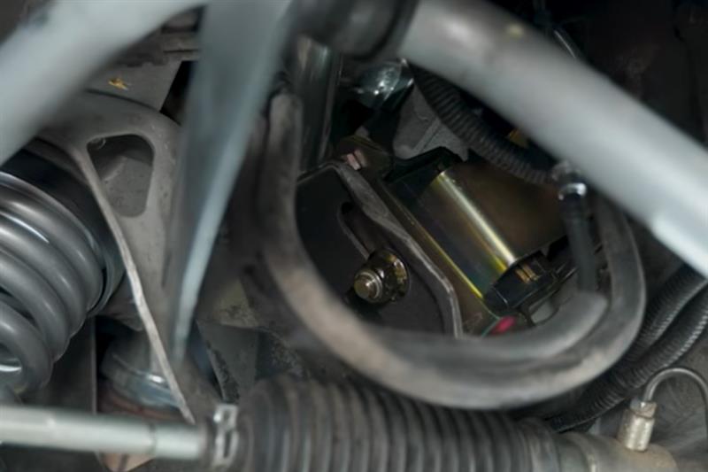 how-to-install-1979-1995-mustang-motor-mounts_5b48875d.jpg (800×533)