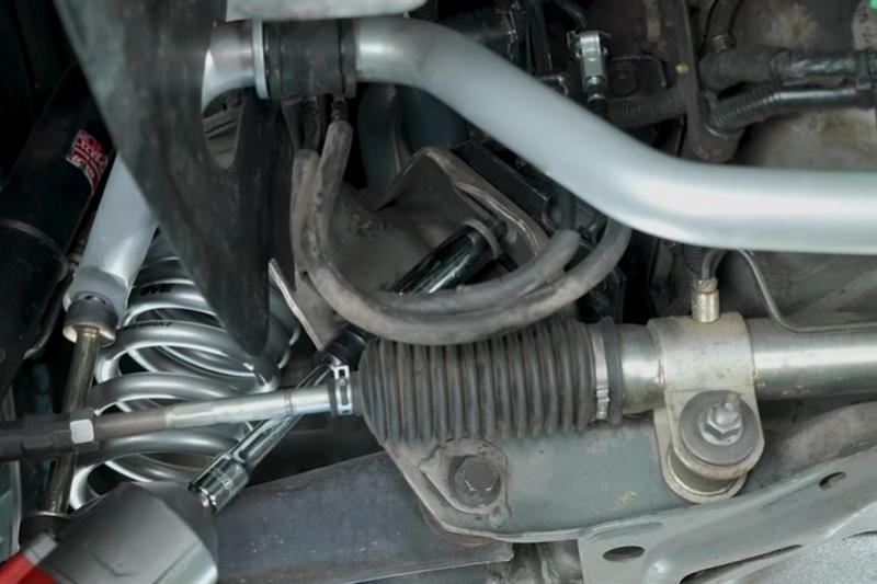 how-to-install-1979-1995-mustang-motor-mounts_cfb649fd.jpg (800×533)