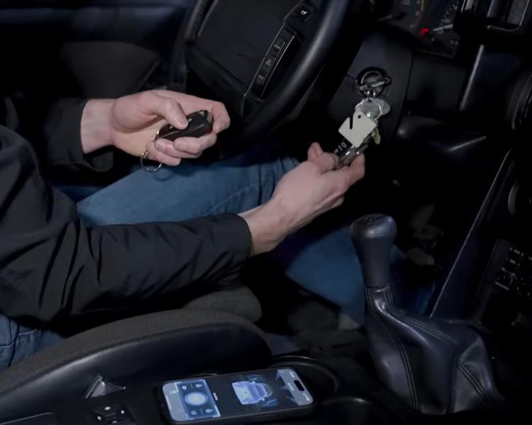 how-to-install-foxlox-keyless-entry-system-1985-1993-fox-body-mustang_0fffaaa1.jpg (750×600)