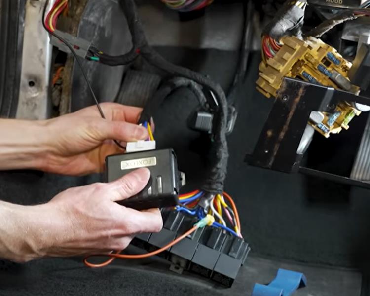 how-to-install-foxlox-keyless-entry-system-1985-1993-fox-body-mustang_ea2dd3aa.jpg (750×600)
