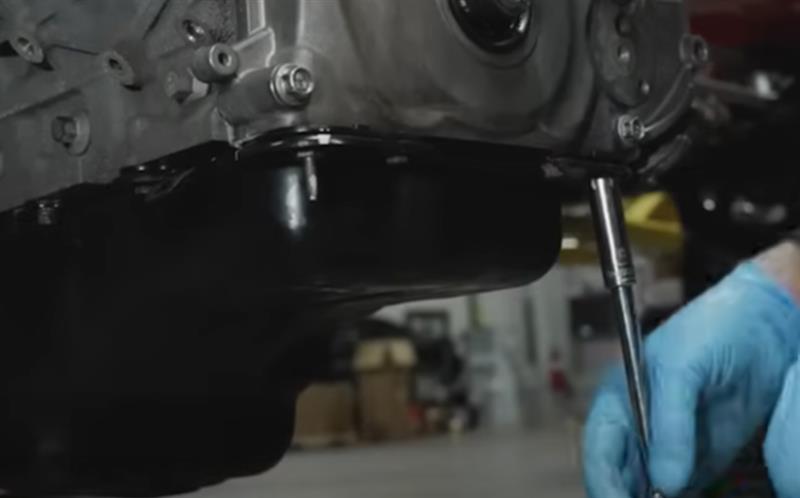 how-to-install-gen-2-coyote-oil-pump-gears-crank-sprocket_309f1fde.jpg (800&times;498)