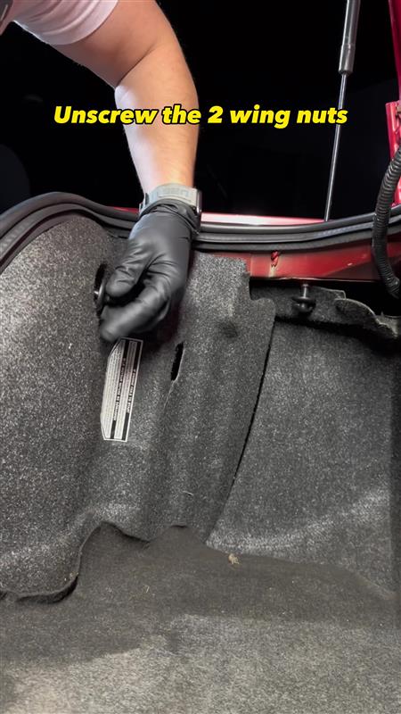  How To Remove 1999-2004 Mustang Taillights -  How To Remove 1999-2004 Mustang Taillights